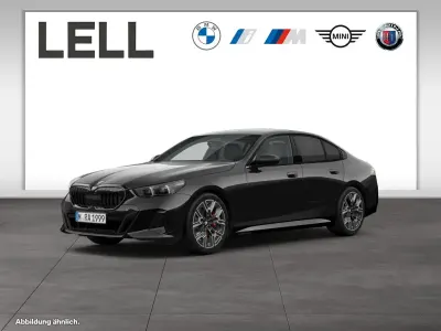 Nouă BMW 540 M Sport 303 CP (222 kW) 2026 Negru Berlinǎ