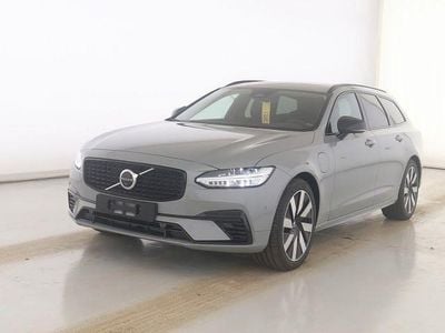 Gebraucht Volvo V90 Plus 253 PS (186 kW) 2025 Vapour grey Kombi