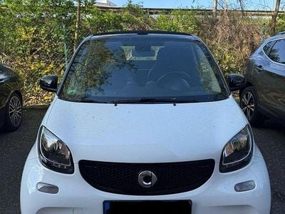 Second-hand Smart ForTwo Cabrio 30 kW (41 CP) 2017 Alb Cabrio