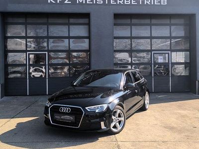 Gebraucht Audi A3 Comfort 116 PS (85 kW) 2018 Schwarz Limousine