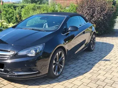 Gebraucht Opel Cascada 140 PS (102 kW) 2016 Schwarz Cabrio