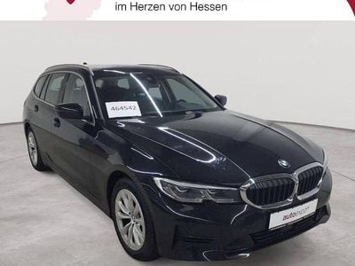 Schwarz Gebraucht 2021 BMW 318 Advantage Kombi | 20.389 € (Fairer Preis)