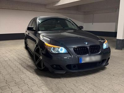 Grau Gebraucht 2008 BMW 530 Sport Line Limousine | 13.800 €