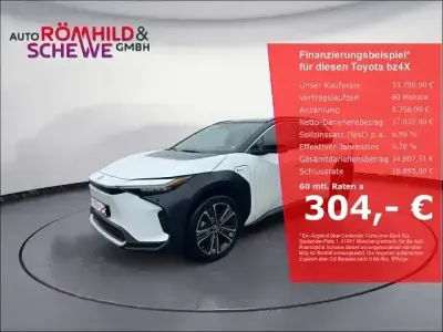 Usata Toyota bZ4X Lounge+ 164 kW (224 CV) 2024 Bianco SUV