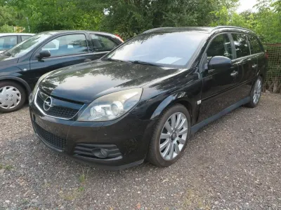 Gebraucht Opel Vectra 150 PS (110 kW) 2008 Schwarz Kombi