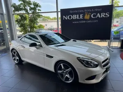 Używany Mercedes SLC300 245 KM (180 kW) 2019 Biały Kabriolet