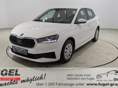 Begagnad Skoda Fabia Active 65 HK (47 kW) 2022 Vit Halvkombi