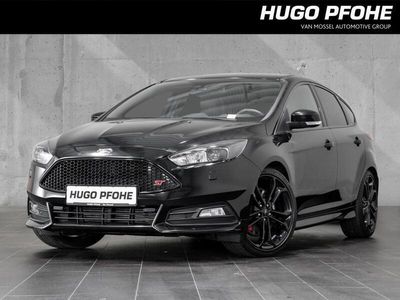 Gebraucht Ford Focus Sport 250 PS (183 kW) 2017 Iridium schwarz mica Limousine
