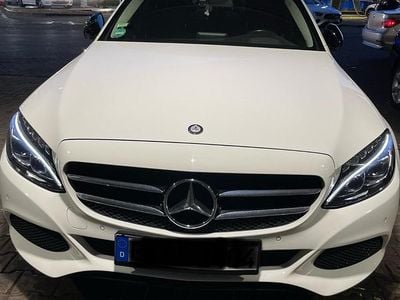 Gebraucht Mercedes C180 156 PS (114 kW) 2016 Limousine