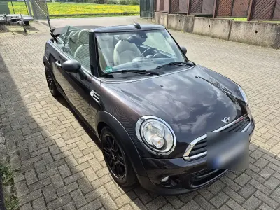 Begagnad Mini ONE 98 HK (72 kW) 2014 Brun Halvkombi