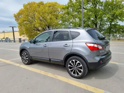 Gebraucht Nissan Qashqai 360º 131 PS (96 kW) 2013 Grau SUV