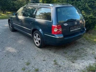 Gebraucht VW Passat 150 PS (110 kW) 2002 Blau Kombi
