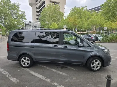 Gebraucht Mercedes V220 Edition 163 PS (119 kW) 2015 Grau Van / Kleinbus