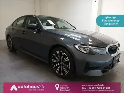 Używany BMW 330 Sport Line 258 KM (189 kW) 2022 Szary Sedan/Limuzyna