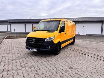 Gelb Gebraucht 2024 Mercedes Sprinter Van | 22.998 €