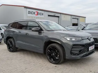 Gebraucht VW Tayron R-line 193 PS (141 kW) 2025 Grau SUV