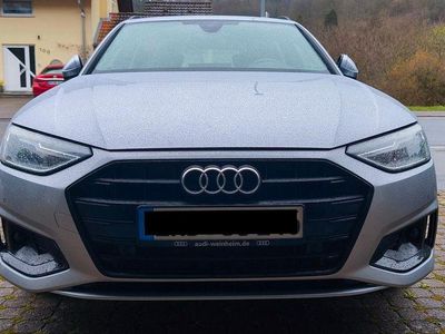 Gebraucht Audi A4 Advanced 163 PS (119 kW) 2021 Grau Kombi