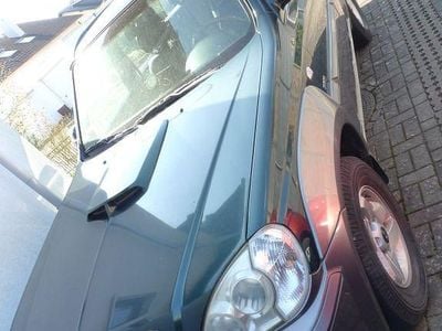 Usado Hyundai Terracan GLS 150 HP (110 kW) 2004 Verde SUV