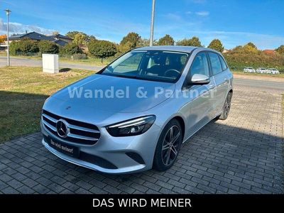 Gebraucht Mercedes B180 136 PS (100 kW) 2019 Silber Van / Kleinbus