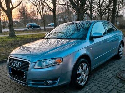 gebraucht Audi A4 Limousine 1,6 Liter