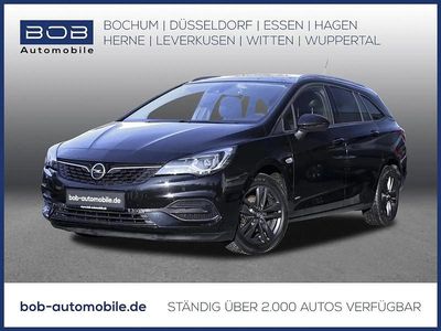 Schwarz metallic (schwarz) Gebraucht 2021 Opel Astra Design & Tech Kombi | 14.888 € (Teuer)
