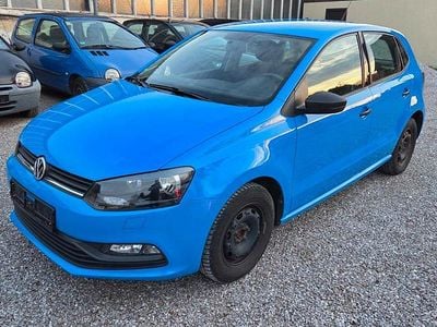 Used VW Polo 60 HP (44 kW) 2015 Blue Hatchback