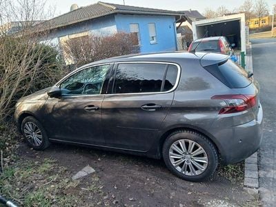 Gebraucht Peugeot 308 Allure 131 PS (96 kW) 2021 Grau Limousine