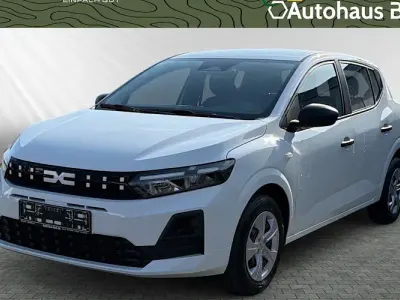 Ny Dacia Sandero Essentiel 101 HK (74 kW) 2026 Hvid Sedan