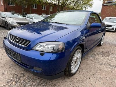 Second-hand Opel Astra Edition 147 CP (108 kW) 2003 Albastru Cabrio