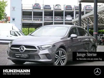Gebraucht Mercedes A250 Style 218 PS (160 kW) 2022 Mountaingrau metallic Limousine