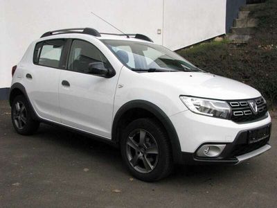 gebraucht Dacia Sandero II Stepway Celebration TCe90