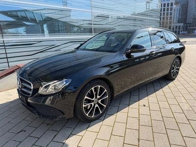 Gebraucht Mercedes E220 Avantgarde 194 PS (142 kW) 2020 Schwarz Kombi
