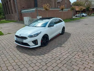 Używany Kia ProCeed GT 204 KM (150 kW) 2019 Biały Kombi