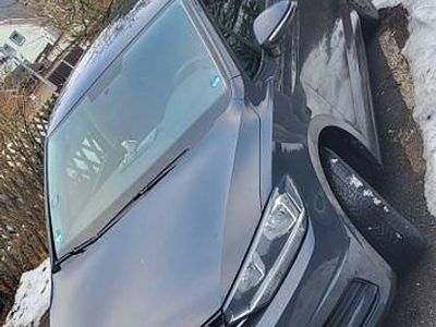 Gebraucht VW Touran Trendline 116 PS (85 kW) 2018 Grau Van / Kleinbus