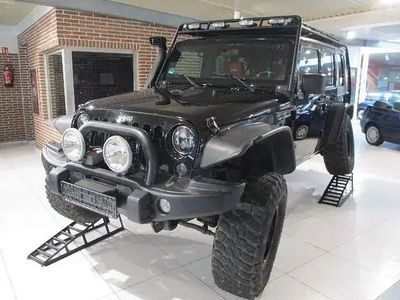 Second-hand Jeep Wrangler Unlimited Rubicon 177 CP (130 kW) 2010 Negru SUV