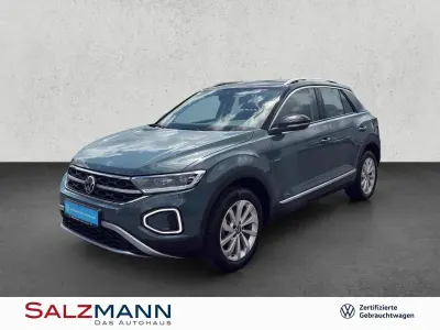Gebraucht VW T-Roc Style 150 PS (110 kW) 2025 Blau SUV
