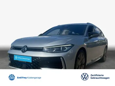 Gebraucht VW Passat R-line 150 PS (110 kW) 2024 Silber Kombi
