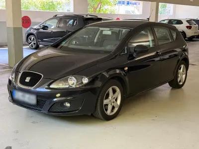Gebraucht Seat Leon 105 PS (77 kW) 2011 Schwarz Kleinwagen