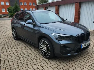 Gebraucht BMW X1 Sport Line 231 PS (169 kW) 2019 Grau SUV