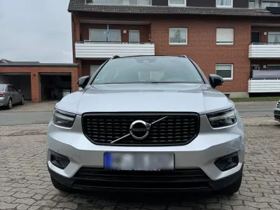 Gebraucht Volvo XC40 R-Design 190 PS (139 kW) 2019 Grau SUV