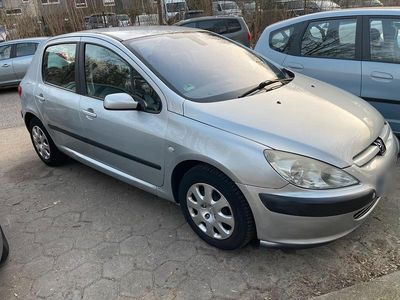 Gebraucht Peugeot 307 110 PS (80 kW) 2003 Silber Van / Kleinbus