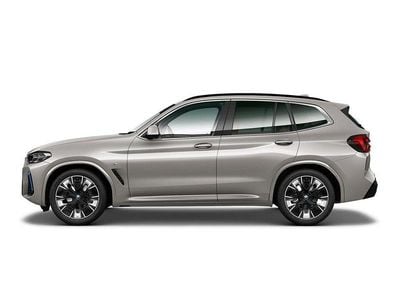 Usata BMW iX3 M Sport 210 kW (286 CV) 2023 Argento SUV