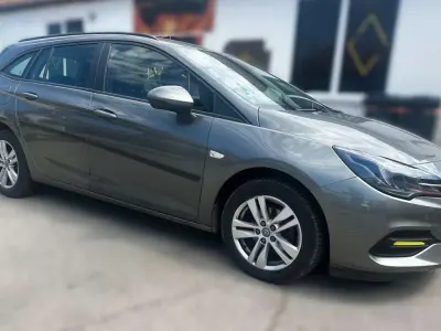 Gebraucht Opel Astra Edition 122 PS (89 kW) 2021 Grau Kombi