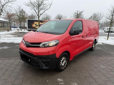 Gebraucht Toyota Proace Verso 122 PS (89 kW) 2017 Rot Kombi