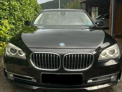 BMW 740