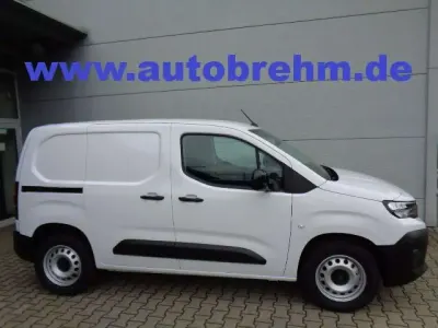 Neu Peugeot Partner S 102 PS (75 kW) 2026 Weiß Van / Kleinbus