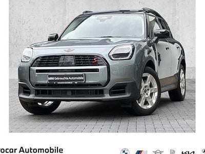 Grün Gebraucht 2024 Mini Countryman Classic SUV | 33.250 € (Superpreis)