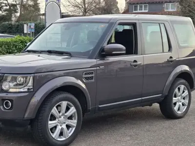 Gebraucht Land Rover Discovery SE 256 PS (188 kW) 2016 Waitomo grey SUV