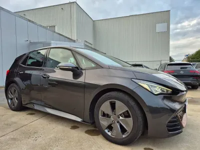 Używany Cupra Born 150 kW (204 KM) 2023 Szary Hatchback