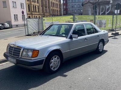 Usata Mercedes E320 220 CV (161 kW) 1993 Argento Station wagon